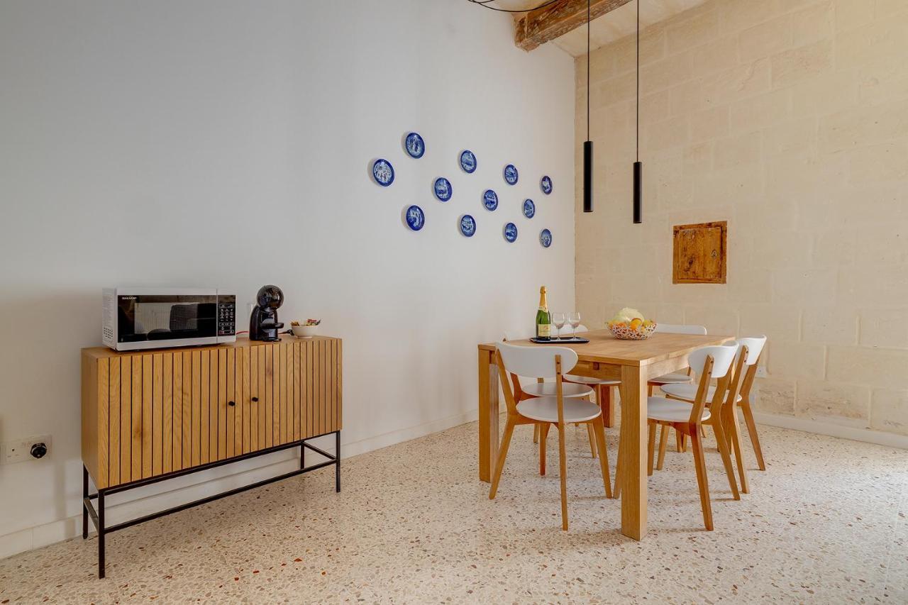 Comfy 2 Bedroom Flat In The Heart Of Valletta Exterior photo