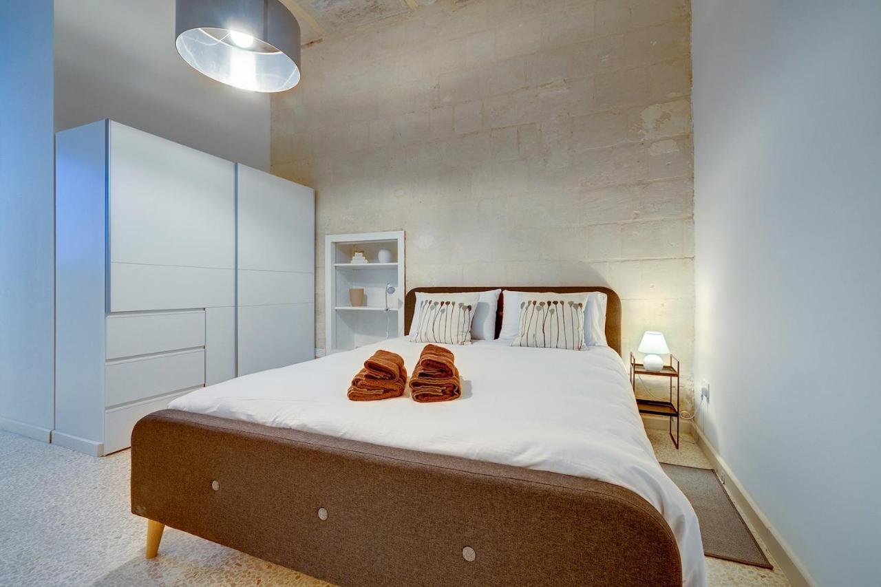 Comfy 2 Bedroom Flat In The Heart Of Valletta Exterior photo