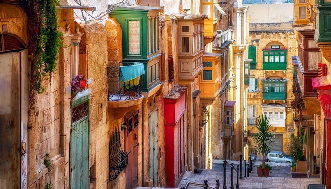 Comfy 2 Bedroom Flat In The Heart Of Valletta Exterior photo